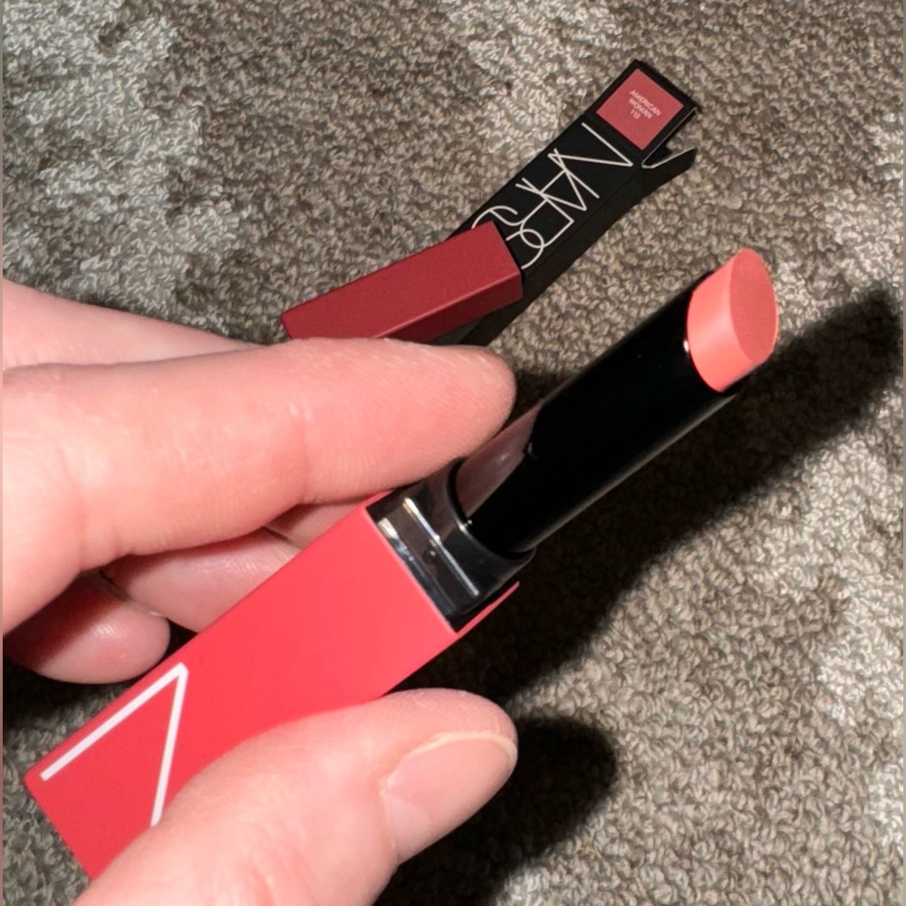 NARS Powermatte Lipstick đ - Picture 2 of 8
